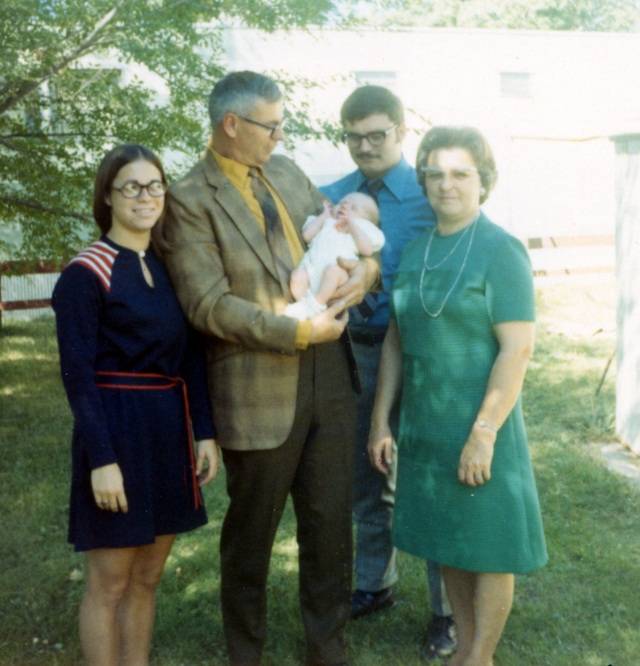 1970-09-Travis-Pat-Melvin-Jim-Mary-Baptism.jpg